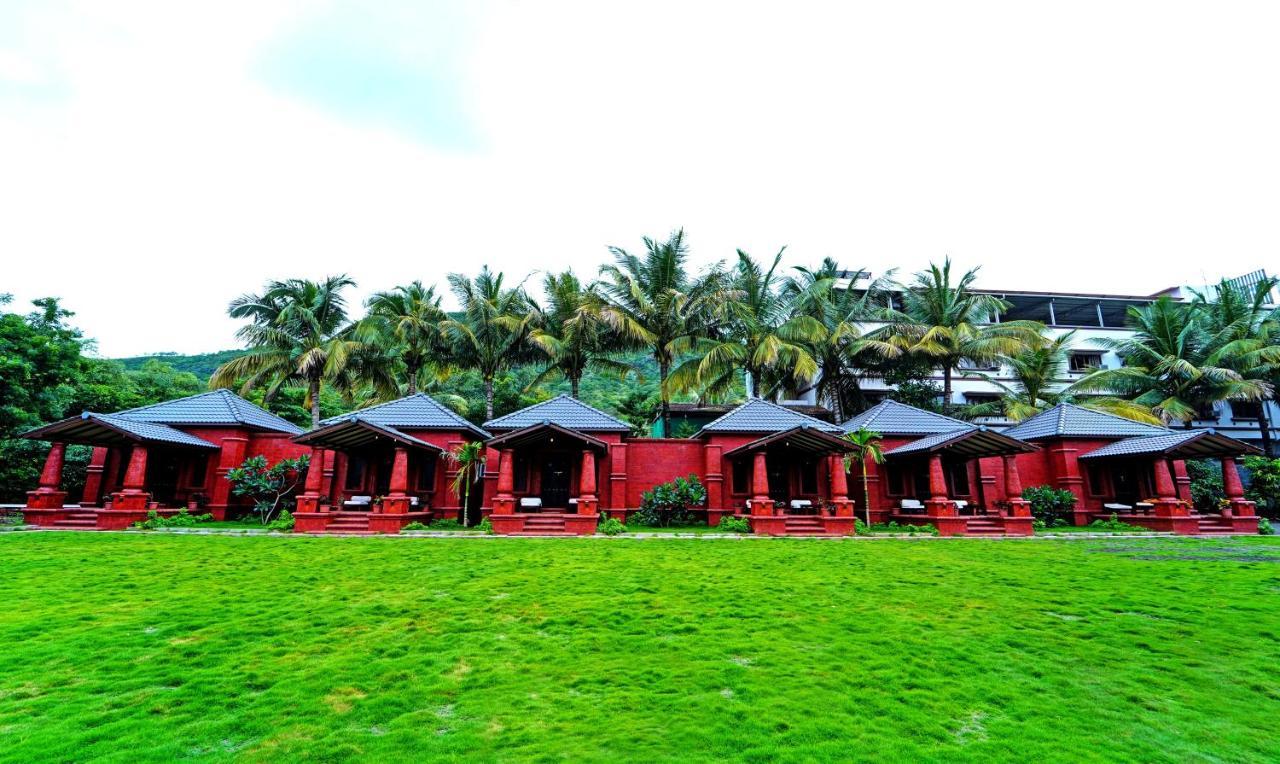 Siddhagiri Hotel And Resort Wai Exterior photo